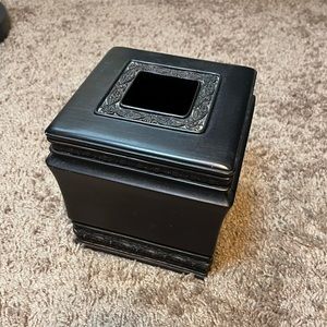 Decorative Tissue Box Cover, Brown